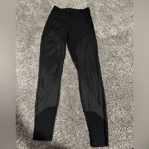 LuluLemon Faux Leather Leggings Size 6